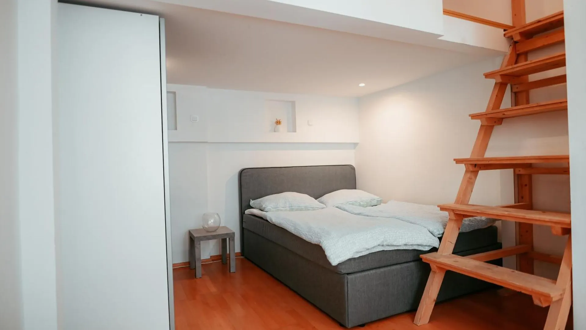 Raimond Apartment Ottakringer Top 10 Vienna