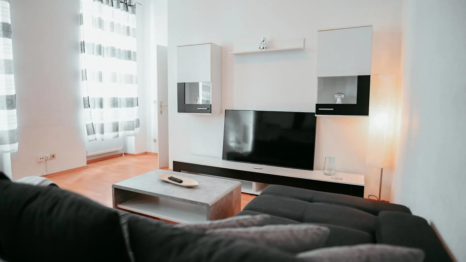 Raimond Apartment Ottakringer Top 10 Vienna